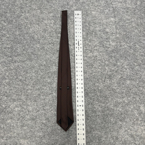 Kenneth Cole Men's Tie Red‎ & Black 100% Silk Hand Made Classic Necktie - Picture 5 of 5